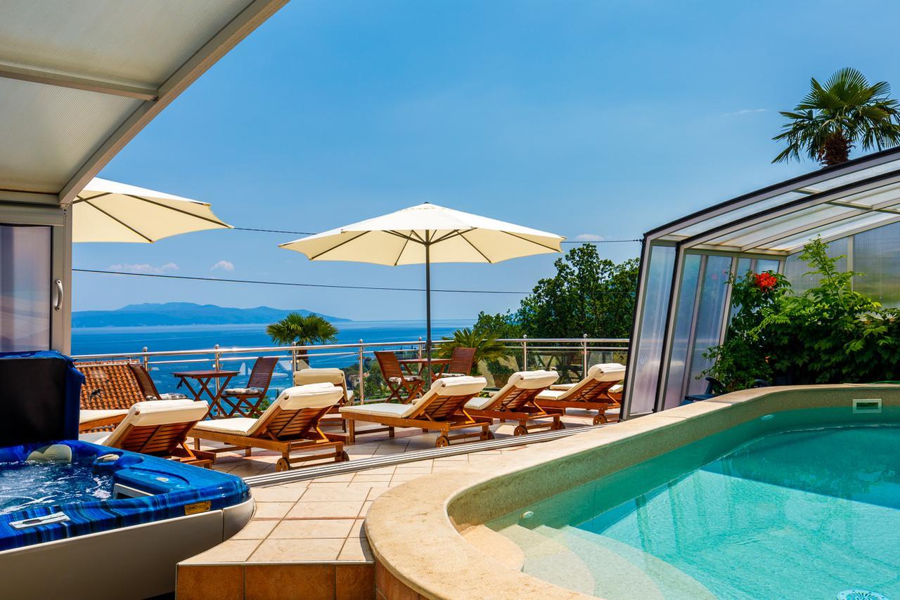 Villa Roses Apartments & Wellness Ičići المظهر الخارجي الصورة