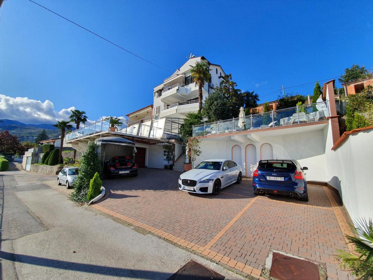 Villa Roses Apartments & Wellness Ičići المظهر الخارجي الصورة